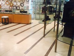-亨得利钟表商店