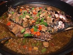 -令狐冲·炭烤活鱼(宝龙店)