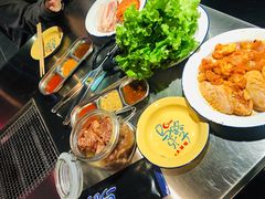 -马路牙子地桌烤肉(工体店)