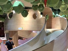 -水桶王国主题餐厅·聚会·生日派对·亲子活动·家庭套餐(亚龙湾希尔顿店)