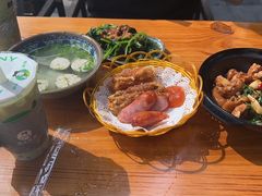 -巷仔内·台湾卤肉饭(七宝店)