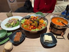 -耶里夏丽·丝路国际·新疆餐厅(浦东区东方路店)