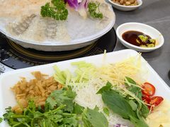 -官塘陈记鱼生·潮汕砂锅粥·牛肉火锅(潮枫路总店)