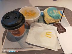 -麦当劳(中山公园龙之梦店)