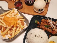 -玩味工厂·东南亚特色餐厅(太古里店)