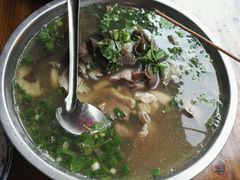 -谢老五跷脚牛肉·非遗传承店