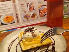 -玛格萝妮比萨屋(陆家浜路店)