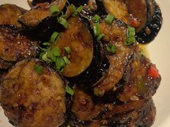 -八府香鸭·啫啫煲(华山路店)