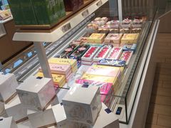-好利来(中东店)