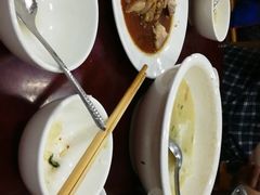 -荣生萝卜汤饭店