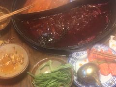 -萍姐火锅·公路夜市(武汉首店)