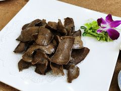 -一品美食城(石碣序伦小学店)