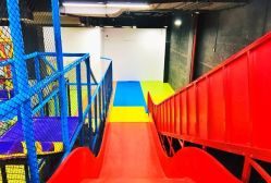 -蹦贝运动中心·蹦床·攀岩·闯关(龙岗店)