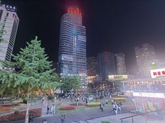 -观音桥步行街