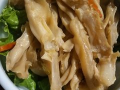 -三人行骨头王火锅(长寿店)