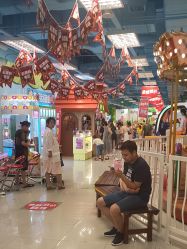 -莫莉幻想儿童乐园(武汉保利广场店)