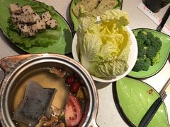 -一叶一世界·素食餐厅(锦华万达店)