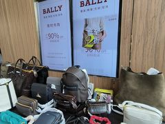 -广州周大福金融中心