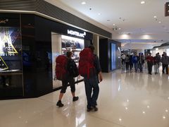 -香港ELEMENTS圆方