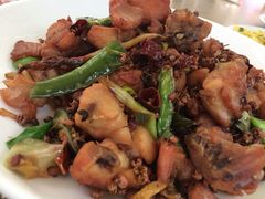 辣子鸡丁-山水农家乐