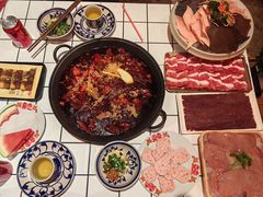 -旧街市鲜货老火锅(大光路店)