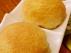 酥皮焗叉烧包-添好运点心专门店(深水埗店)