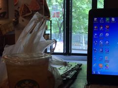 -星巴克(昆明美辰百货店)