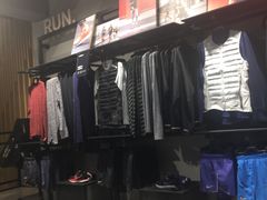 -NIKE品牌体验店(南京东路店)