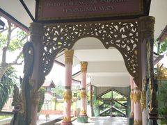 -ခြောက်ထပ်ကြီးရွှေသာလျောင်းဘုရားကြီး