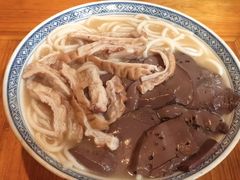 -锦泓老字号猪脏粉(东联大厦店)