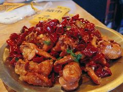 有故事的鸡手-喝丢一只鞋海鲜烧烤·海肠捞饭(东关街店)