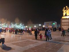 -团结广场夜市