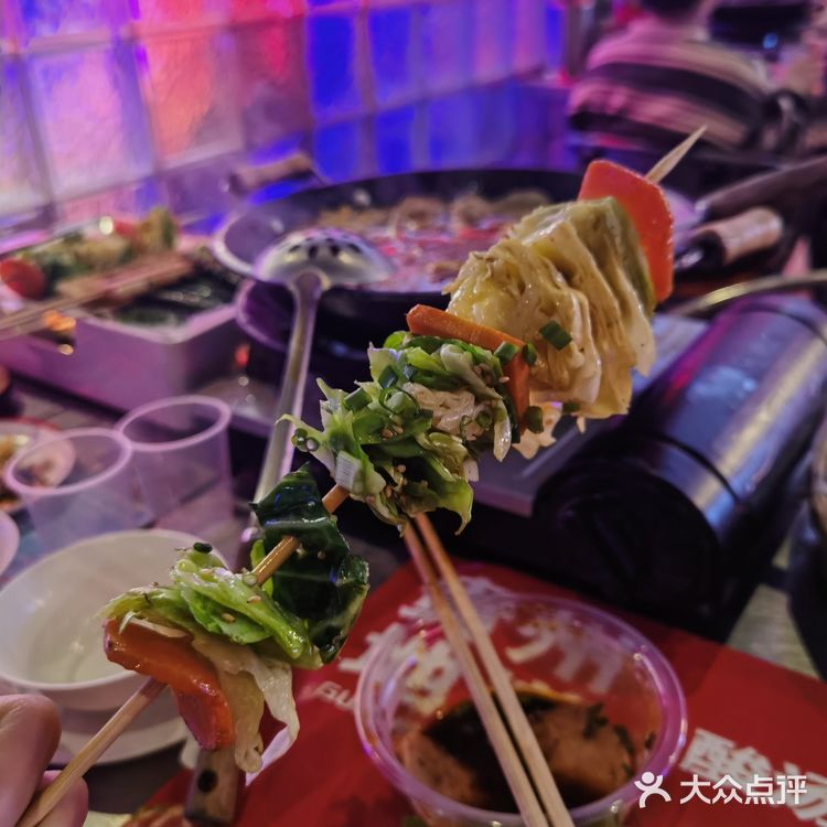 摇滚背景，我的美食日记