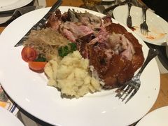-兰特伯爵西餐厅·啤酒屋(方庄店)