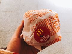-麦当劳(轻轨曹杨路店)