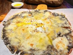 黑松露薄饼-Carbon莫卡哆·意大利复古集市餐厅(杭州大厦店)