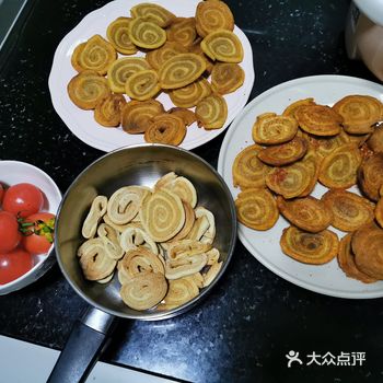 倒进碗里 冷藏一晚 第二天有惊喜 低脂小甜品