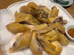 -头上红煨盐鸡·非遗院子餐厅