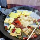 有好吃的美食当然也是要分享的啦。我们是两个人一起去吃的