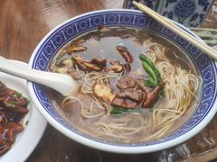 蛤蜊猪肝面-沪西老弄堂面馆(定西路店)