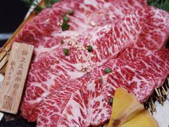 -山川小町·极番烧肉(新地假日广场店)
