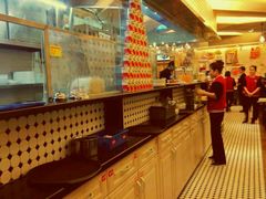 -潮庭港式茶餐厅·熊仔奶茶(同济广场店)