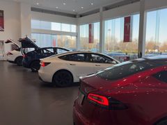 -TESLA 特斯拉(北京南四环中路特斯拉中心)