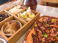 -阿婆情腊排骨火锅(金虹路店)