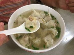 小馄饨-周震馄饨