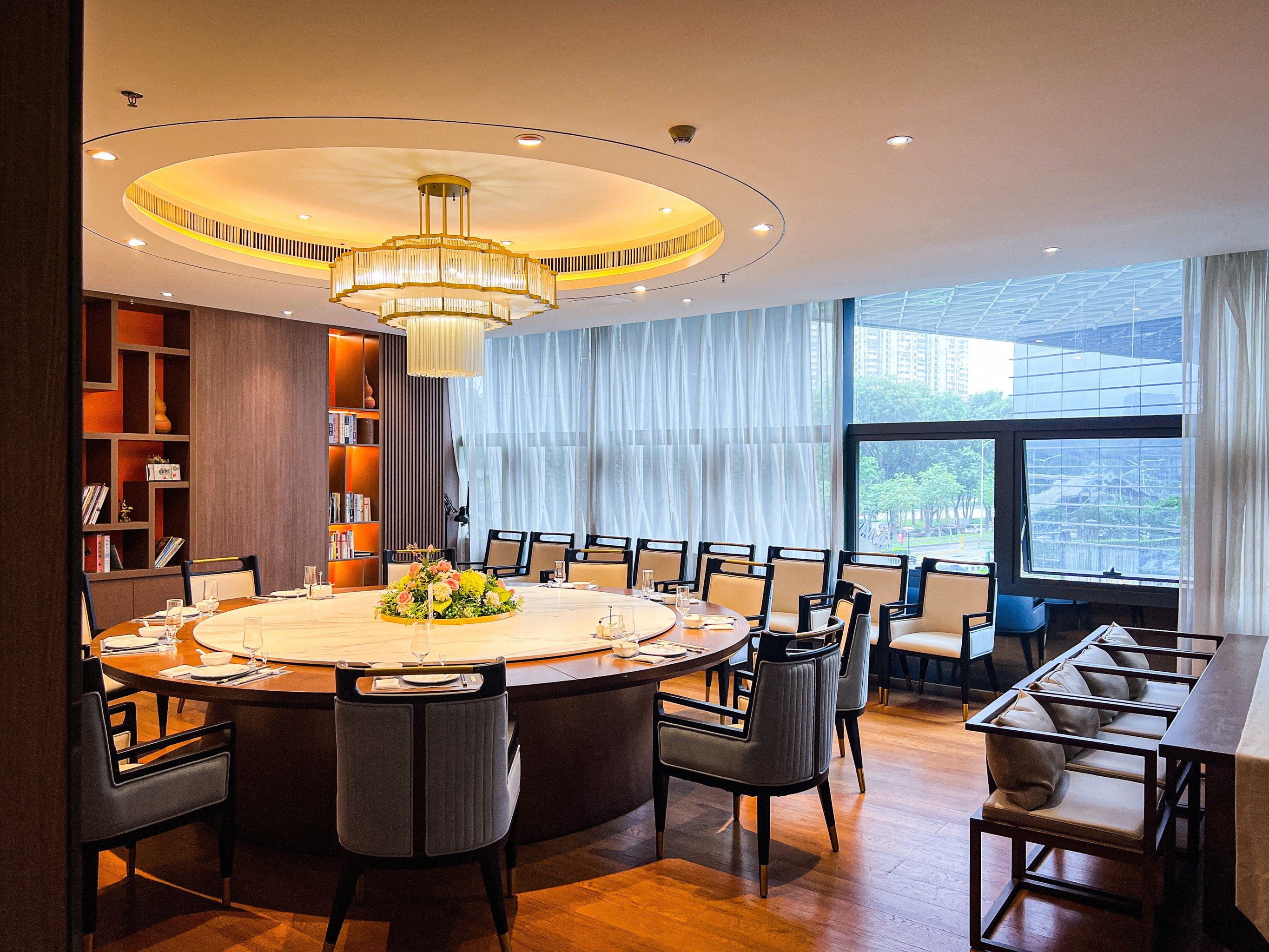 深圳最好的小龙虾居然在商务会所里