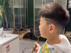 -童辉造型
