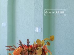 -弥舍·湖景团建泳池派对别墅·湖山境店