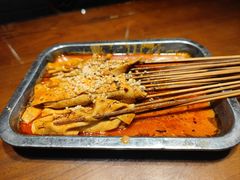 特色经典涮豆皮-老兰家传统烧烤炒菜泡馍(小南门店)