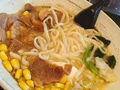 -彗星餐厅(香港迪士尼乐园)